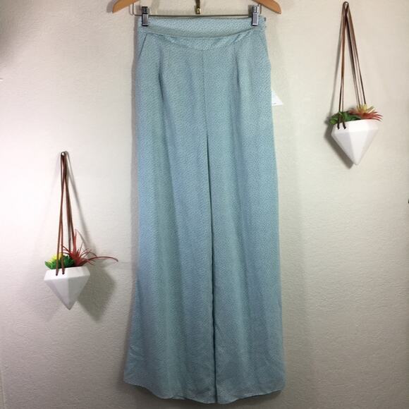 NWT LF | Lost + Wander blue floral wide leg pants Small - Picture 1 of 7